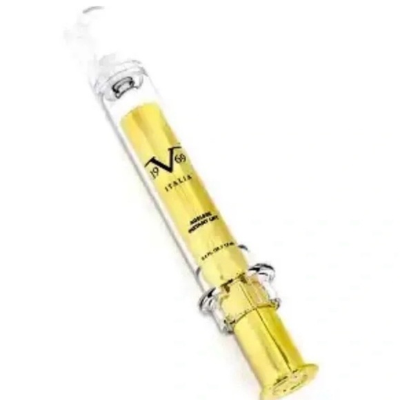 Versace Other - Versace 19V69 Italia Beauty Ageless 24k Gold Rapid Lift - NEW